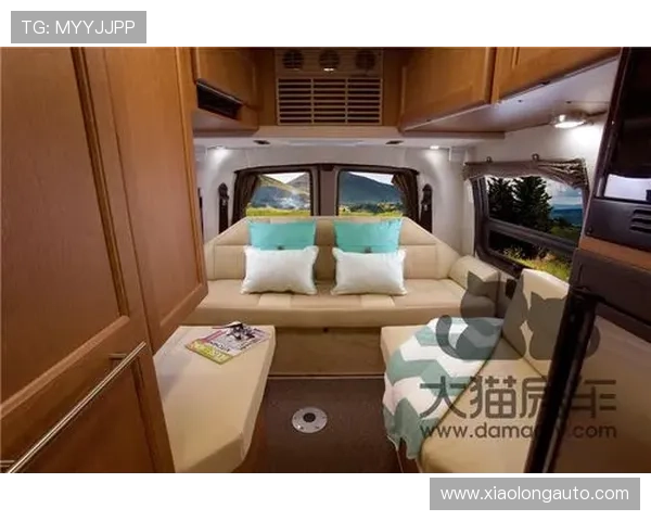 1956年的雪佛兰B型房车，经典铝制车身，放在现在都不过时